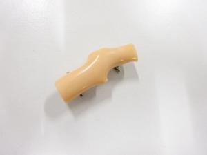 アンティーク　本珊瑚　帯留め